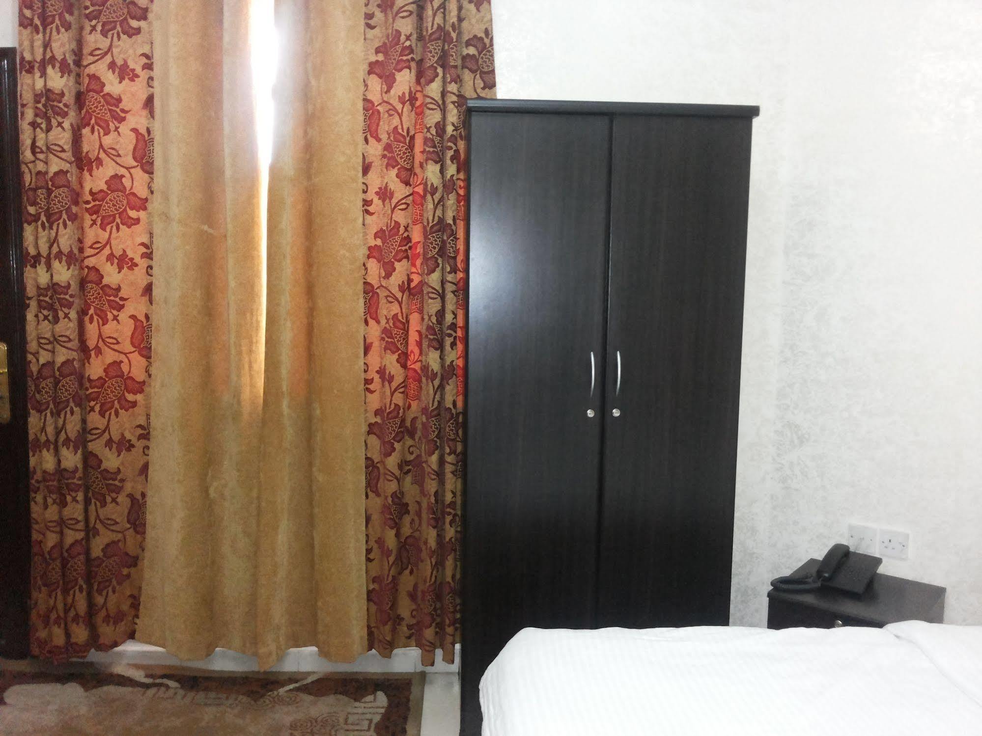 Gulf Hotel Apartment الخليج للشقق الفندقية Muscat Eksteriør billede