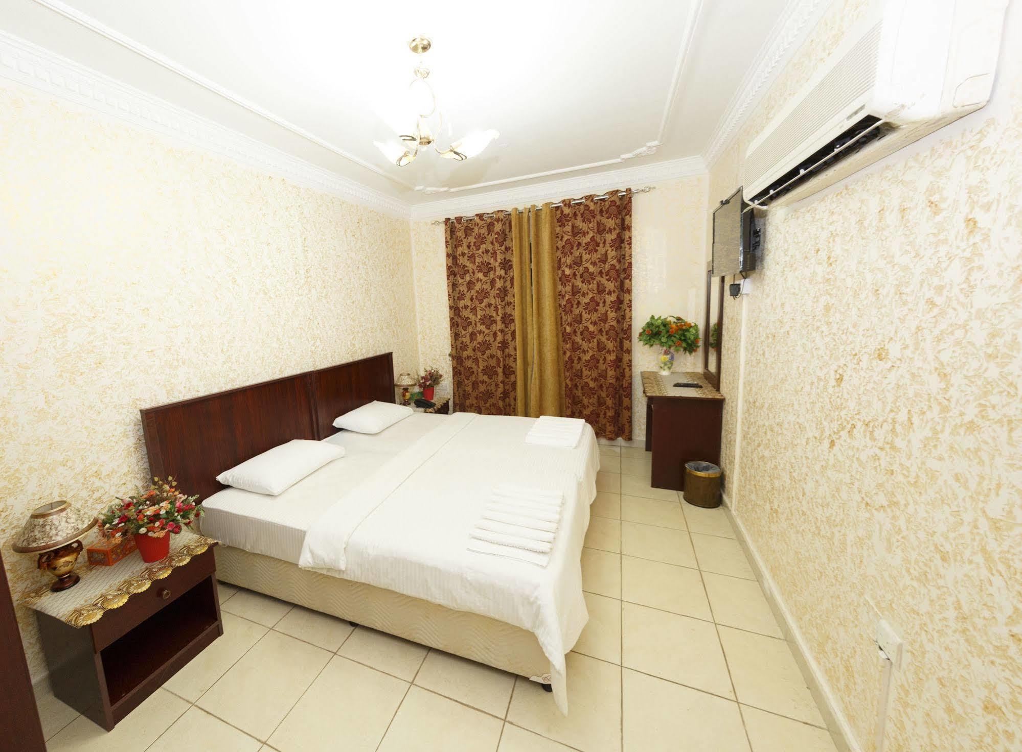 Gulf Hotel Apartment الخليج للشقق الفندقية Muscat Eksteriør billede
